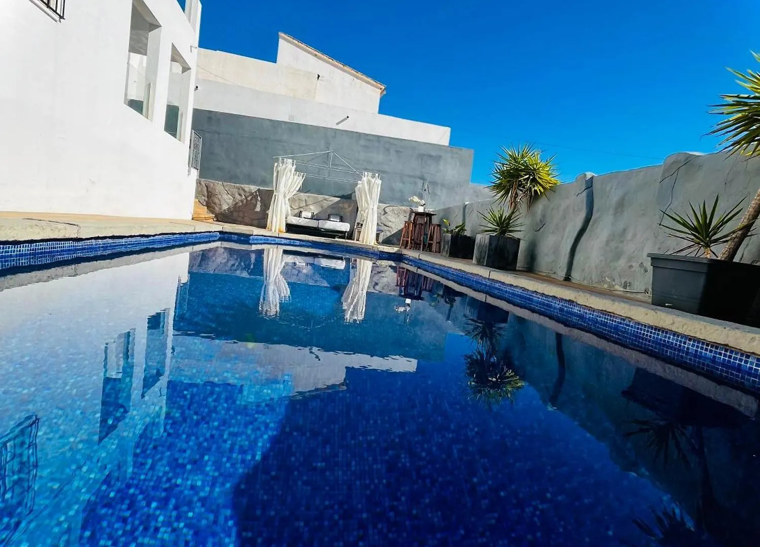 Homestay Problueidc Apartment Fuengirola Spain